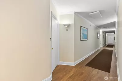 550 Elm Way #105, Edmonds, WA 98020 - Photo 5