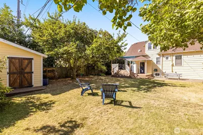 2106 49th Avenue SW, Seattle, WA 98116 - Photo 29