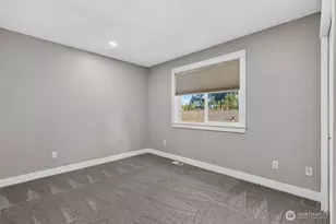 13749 Corliss Ave N, Seattle, WA 98133 - Photo 23