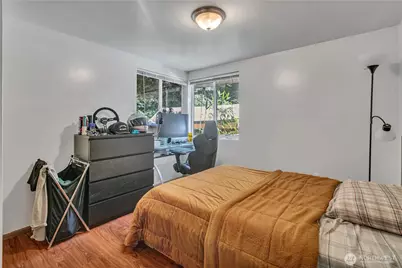 13403 Redmond Way, Redmond, WA 98052 - Photo 11