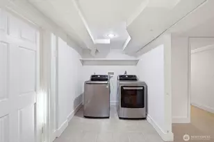 12015 Exeter Ave NE, Seattle, WA 98125 - Photo 35