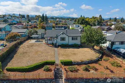 1026 E Sixth Street, Port Angeles, WA 98362 - Photo 1