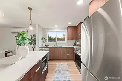 8103 30th Avenue SW, Seattle, WA 98126 - Photo 15