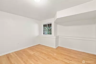 1218 209th Avenue NE #B, Sammamish, WA 98074 - Photo 7