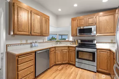 814 6th Avenue S, Edmonds, WA 98020 - Photo 11