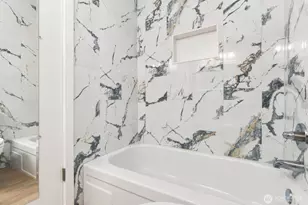 2501 Canterbury Ln E, Seattle, WA 98112 - Photo 29
