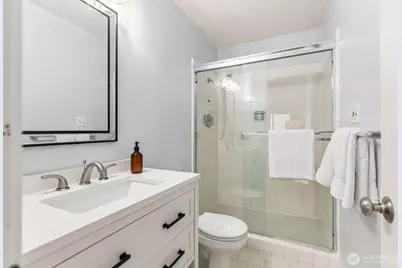 2501 Canterbury Ln E #216, Seattle, WA 98112 - Photo 25