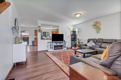 29704 217th Place SE, Kent, WA 98042 - Photo 3