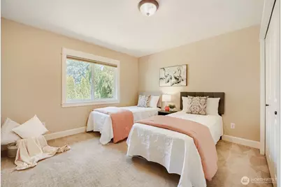 13042 NE 8th Street, Bellevue, WA 98005 - Photo 31