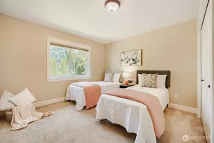 13042 NE 8th St, Bellevue, WA 98005 - Photo 31