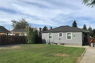 1033 Tyler St, Wenatchee, WA 98801 - Photo 9