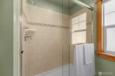 15741 Dayton Avenue N #11, Shoreline, WA 98133 - Photo 23