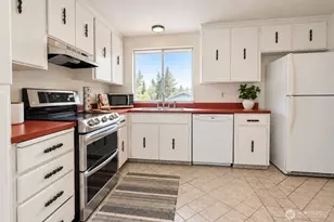 32434 49th Ave SW, Federal Way, WA 98023 - Photo 7