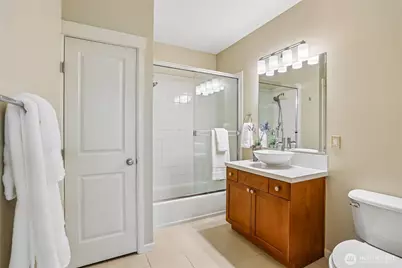 2010 NE Katsura Street #A, Issaquah, WA 98029 - Photo 13