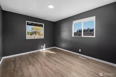 16526 42nd Avenue Ct E, Tacoma, WA 98446 - Photo 27