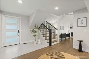 10345 36th Ave NE, Seattle, WA 98125 - Photo 3