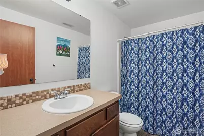 20402 11th Avenue Ct E, Spanaway, WA 98387 - Photo 17