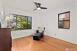 7530 Roosevelt Way NE, Seattle, WA 98115 - Photo 15