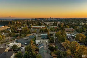 7530 Roosevelt Way NE, Seattle, WA 98115 - Photo 33