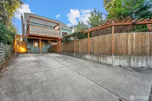 7530 Roosevelt Way NE, Seattle, WA 98115 - Photo 29