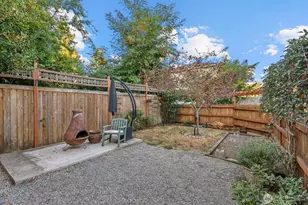 7530 Roosevelt Way NE, Seattle, WA 98115 - Photo 27