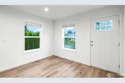 1635 West Side Highway #8, Kelso, WA 98626 - Photo 5