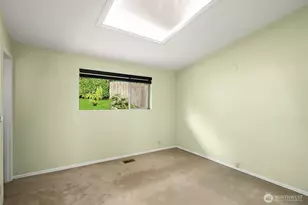 12657 NE 7th St, Bellevue, WA 98005 - Photo 17