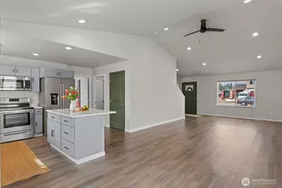 1447 Curtis Drive, Rock Island, WA 98850 - Photo 15
