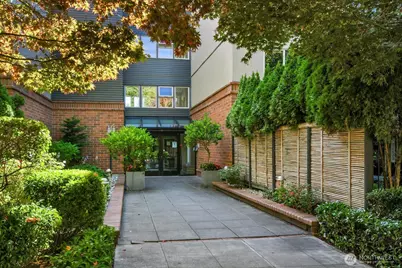 275 W Roy Street #205, Seattle, WA 98119 - Photo 21