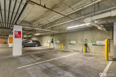 275 W Roy Street #205, Seattle, WA 98119 - Photo 17