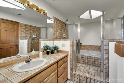 2712 Mount Saint Helens Place S, Seattle, WA 98144 - Photo 23