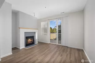 6231 S 233rd St, Kent, WA 98032 - Photo 9