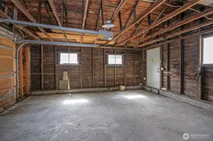 2513 Cedar St, Everett, WA 98201 - Photo 39