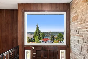 2455 Lenore Dr, Tacoma, WA 98406 - Photo 3