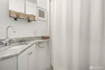 1760 26th Avenue E, Seattle, WA 98112 - Photo 35