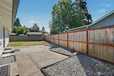505 Riverview Drive, Auburn, WA 98002 - Photo 21