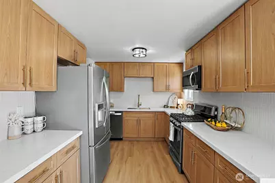 505 Riverview Drive, Auburn, WA 98002 - Photo 9