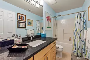 1805 134th Ave SE, Bellevue, WA 98005 - Photo 23