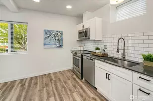 1529 Sturgus Ave S, Seattle, WA 98144 - Photo 15
