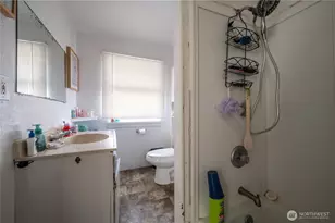 300 W 3rd St, Aberdeen, WA 98520 - Photo 13