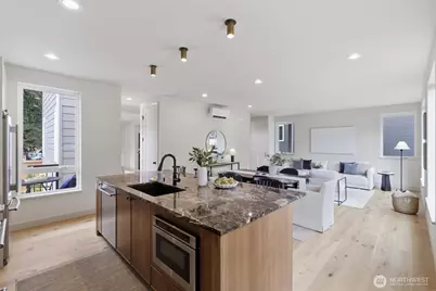 11737 40th Avenue NE #A, Seattle, WA 98125 - Photo 9