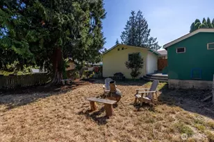 1115 W Hazel St, Port Angeles, WA 98363 - Photo 3