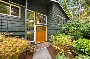 6039 NE 202nd St, Kenmore, WA 98028 - Photo 3