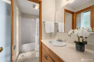 6039 NE 202nd St, Kenmore, WA 98028 - Photo 21