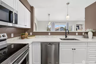 15150 140th Way SE #T302, Renton, WA 98058 - Photo 13