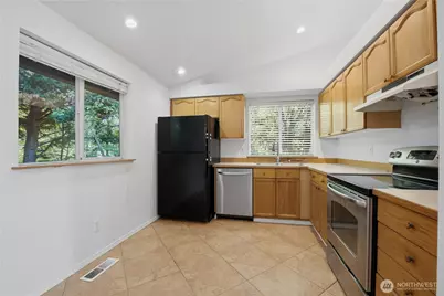 8716 17th Street NE, Lake Stevens, WA 98258 - Photo 11