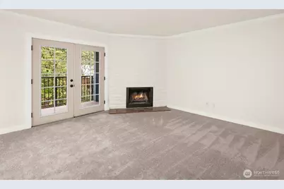 14014 Juanita Drive NE #B2, Kirkland, WA 98034 - Photo 3