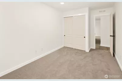14014 Juanita Drive NE #B2, Kirkland, WA 98034 - Photo 11