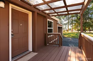 1004 Diane Ave, Oak Harbor, WA 98277 - Photo 9