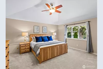 12017 93rd Place NE, Kirkland, WA 98034 - Photo 17